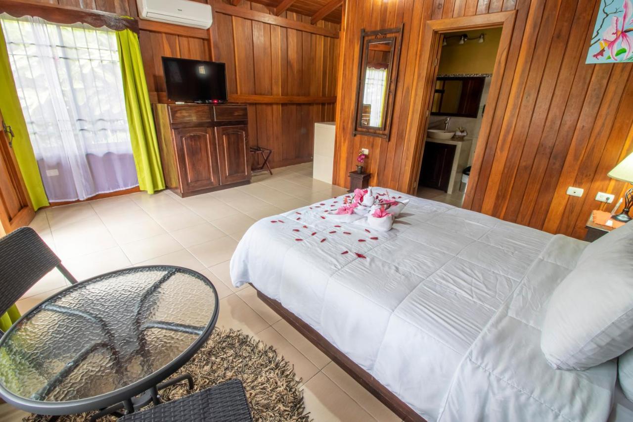 Hotel Rancho Cerro Azul La Fortuna Luaran gambar