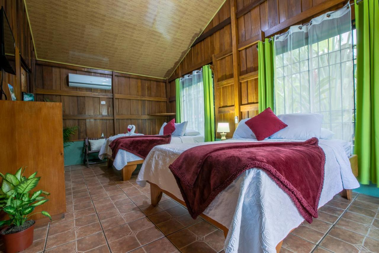 Hotel Rancho Cerro Azul La Fortuna Luaran gambar