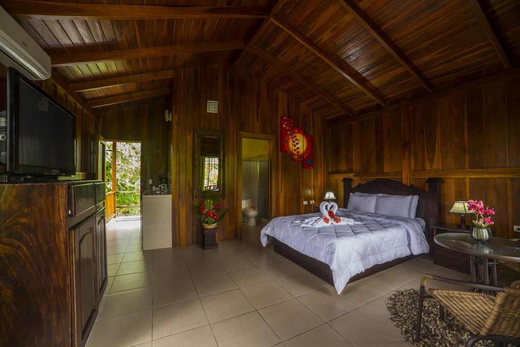 Hotel Rancho Cerro Azul La Fortuna Luaran gambar